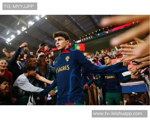 若昂内维斯本赛季各项赛事进球数领跑巴黎队伍表现亮眼