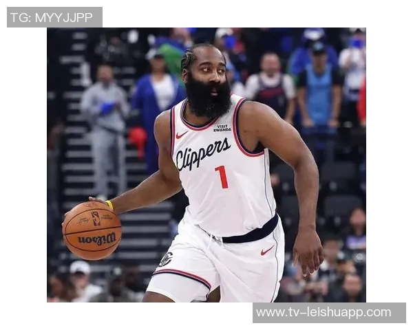 哈登申请交易迅速离队保罗被遣返两月仍未离开球队